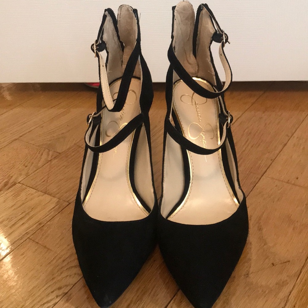 Jessica Simpson closed toe high heel